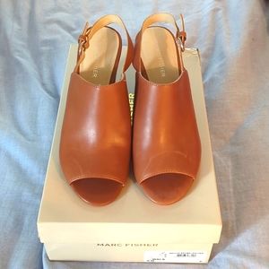 marc fisher tan sandals